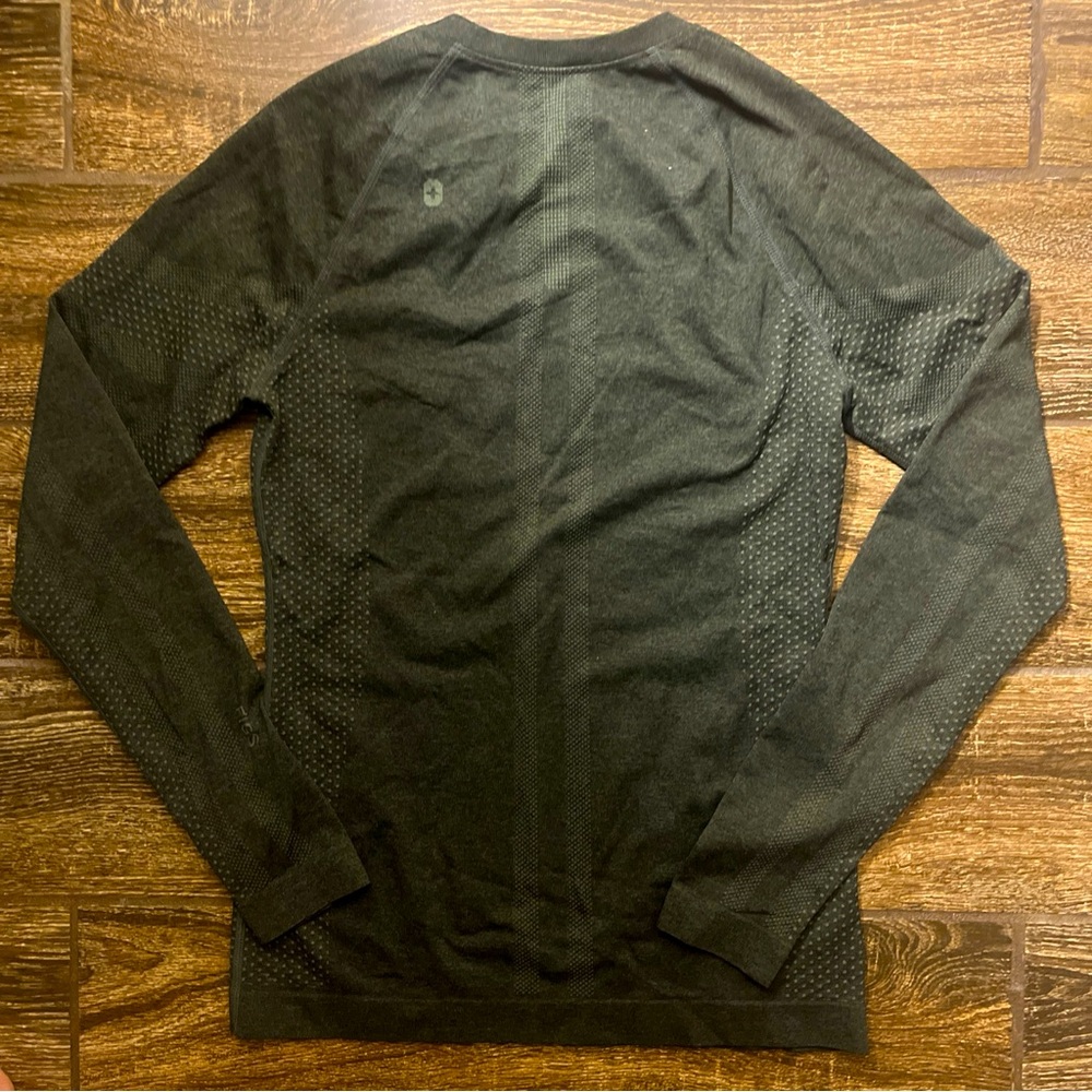 FIGS Seamless Longsleeve Underscrub Base Layer Shirt Size Small Moss Color